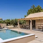 Sound Of Sea Villa *